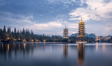 假期想去玩转漓江？一张桂林旅游卡&一份景点指南出游即可！